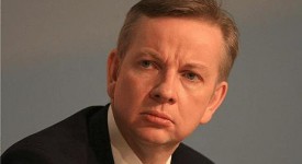 Teachers’ union threatens legal action against free schools policy